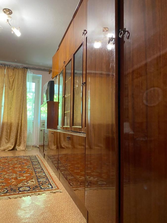 В Самом Центре ミルホロド エクステリア 写真